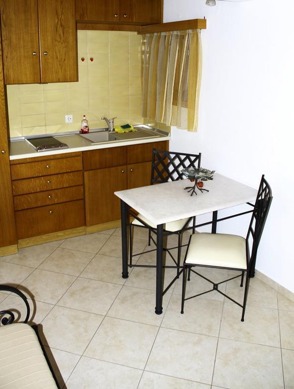 Ferienwohnung Alisachni Livadi  Exterior foto